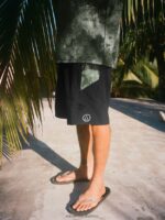 Z0ZR08266 Black Men Surf Vitals Balaram Stack Mod Trunks Volcom Clothing