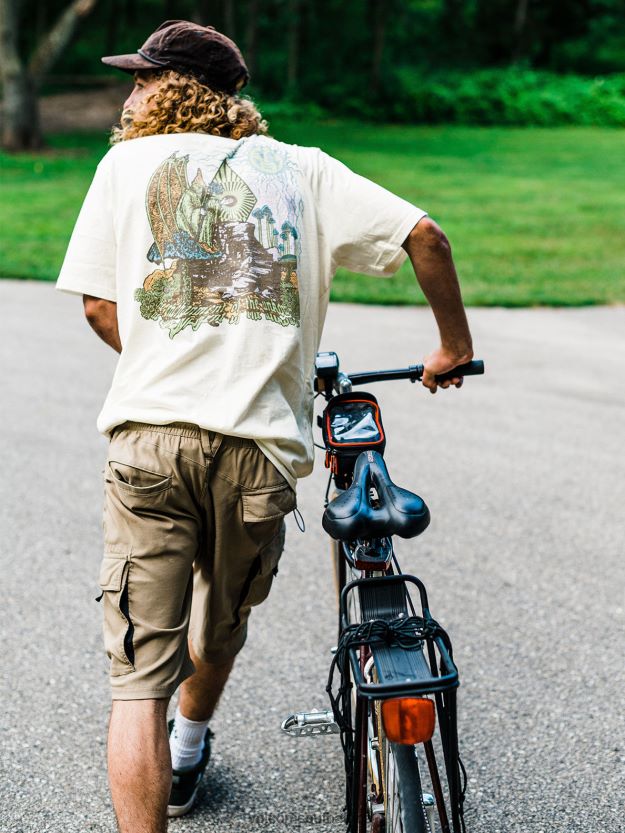 Z0ZR084 Off White Men Skate Vitals Wizard Short Sleeve Tee Volcom Clothing - Image 7