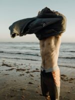 Z0ZR08664 Grey Men Packable Beach Poncho Volcom x Matador Surf - Image 8