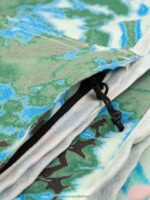Z0ZR08666 Tie Dye Men Packable Beach Towel Volcom x Matador Surf - Image 6
