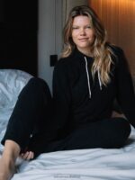 Z0ZR08969 Black Women Lived In Lounge Fleece Pant Volcom Clothing
