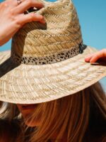 Z0ZR08974 Natural Women Throw Shade Straw Hat Volcom Accessories - Image 5